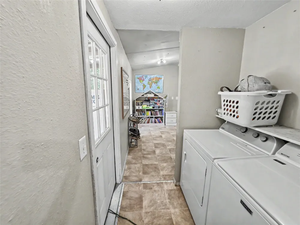 23884 E 808 ROAD Welling, OK 74471