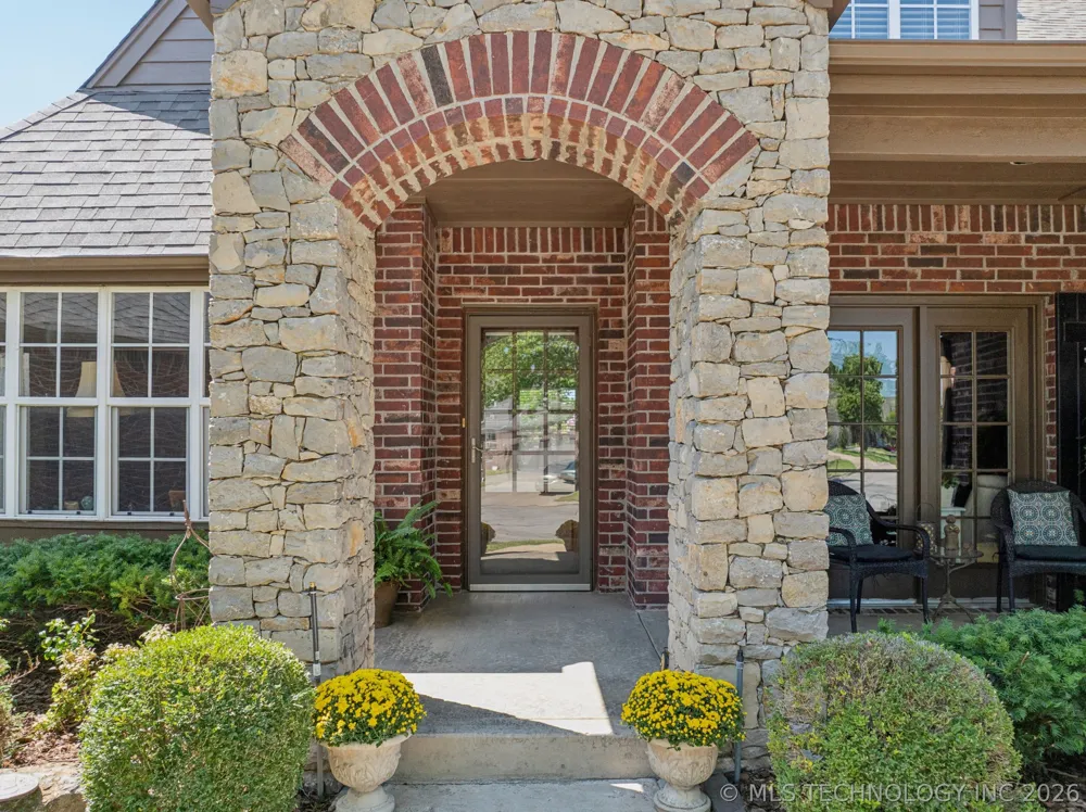 7302 E 95th Street Tulsa, OK 74133