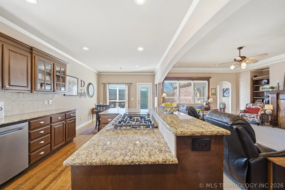 7302 E 95th Street Tulsa, OK 74133