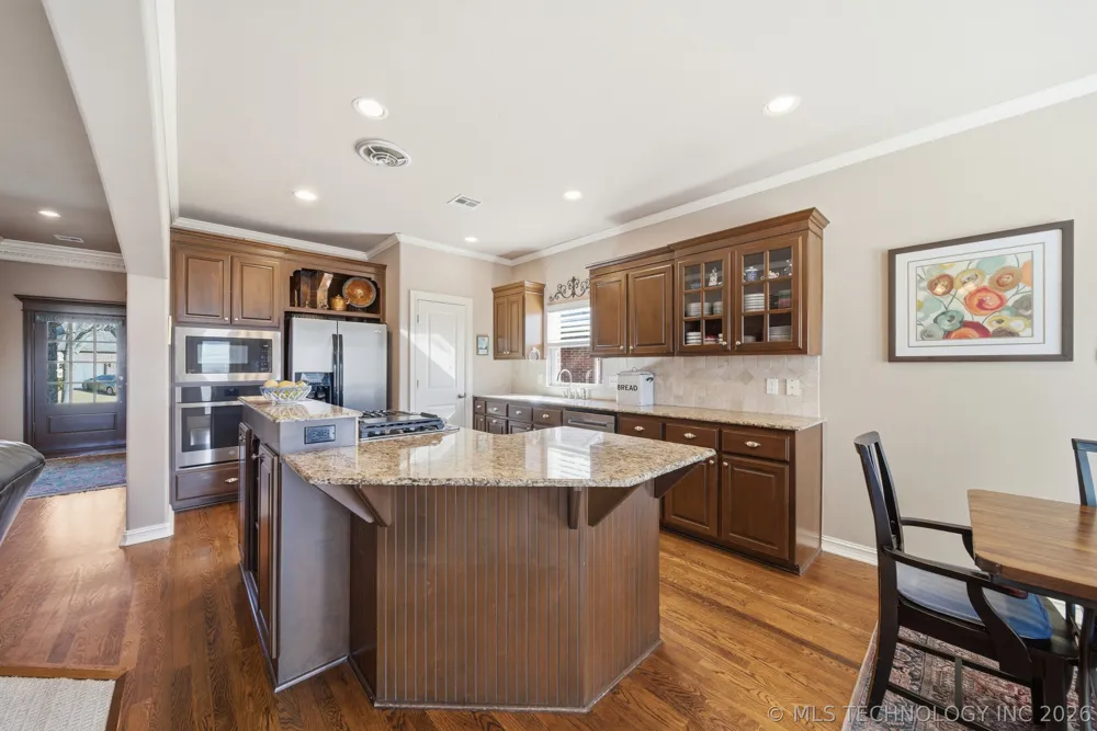 7302 E 95th Street Tulsa, OK 74133