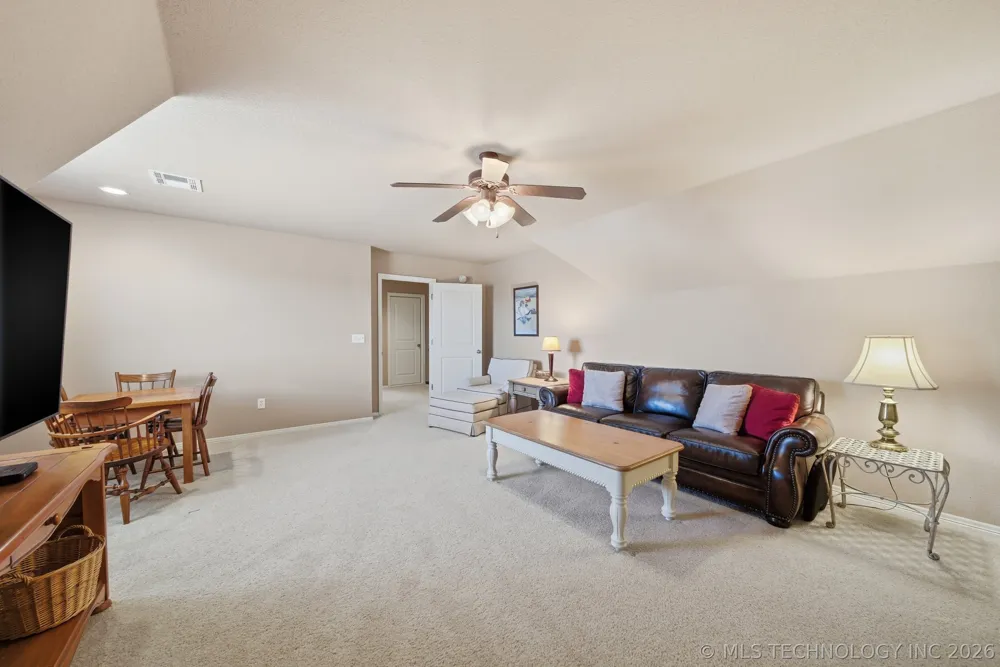7302 E 95th Street Tulsa, OK 74133