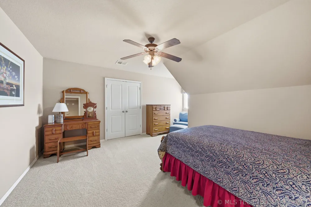 7302 E 95th Street Tulsa, OK 74133