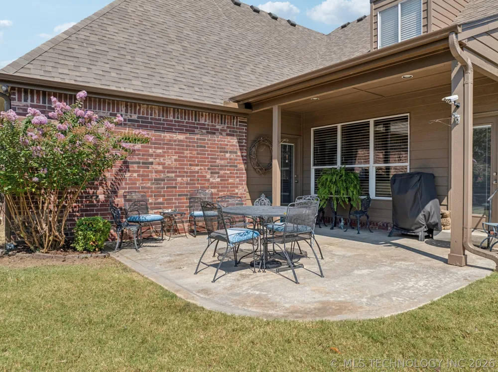 7302 E 95th Street Tulsa, OK 74133