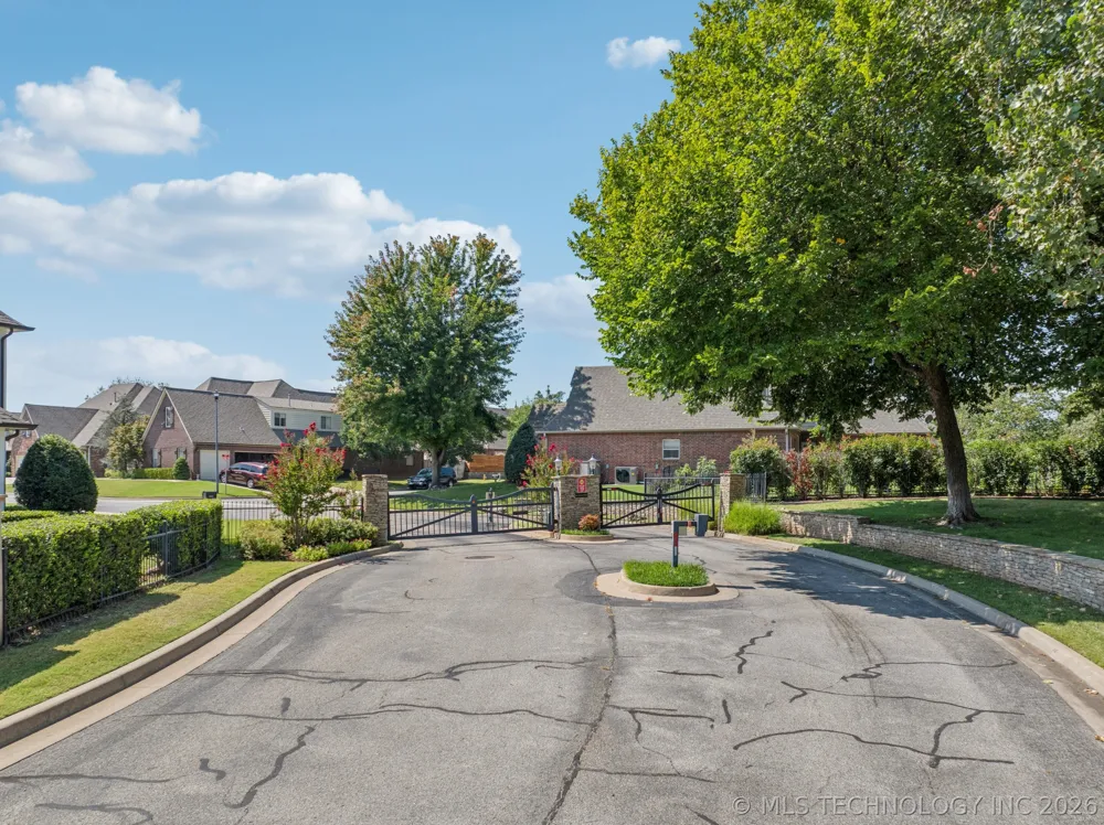 7302 E 95th Street Tulsa, OK 74133