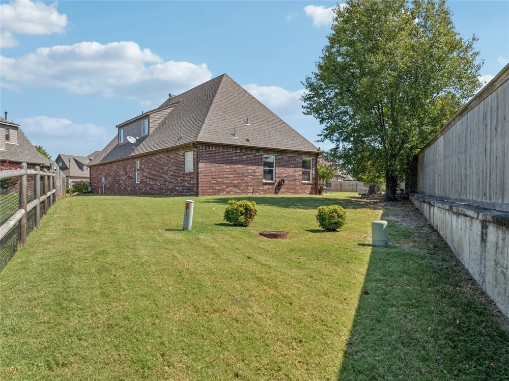7302 E 95th Street Tulsa, OK 74133