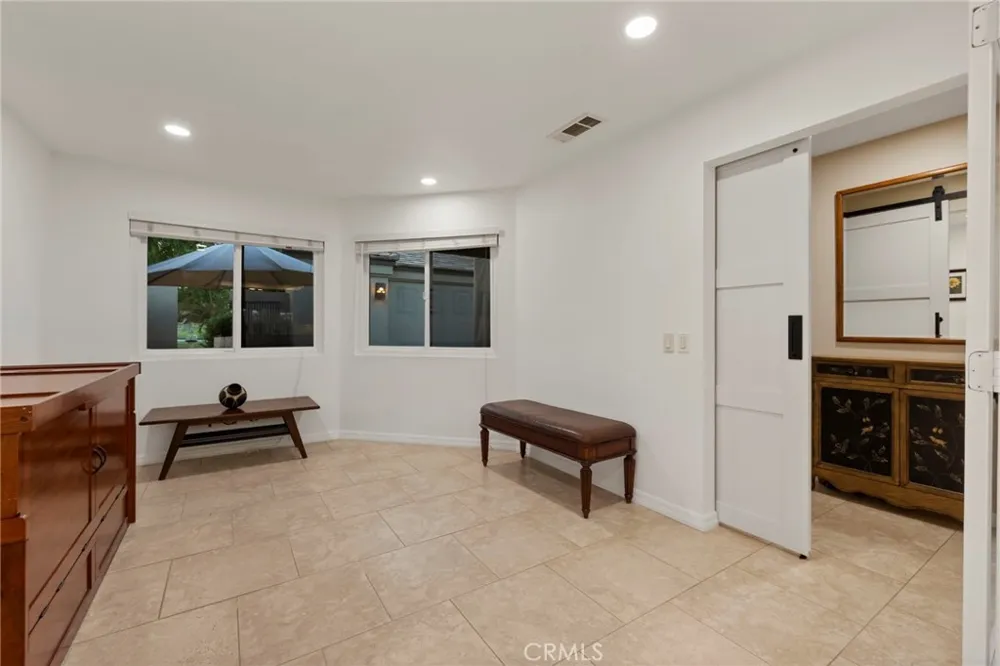 76037 Impatiens Palm Desert, CA 92211