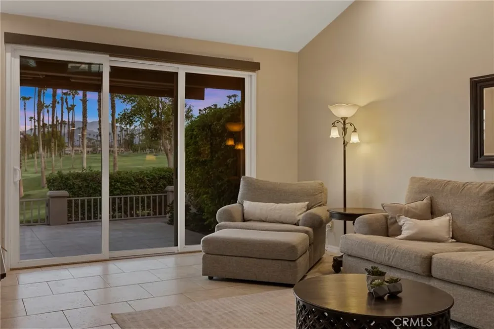 76037 Impatiens Palm Desert, CA 92211
