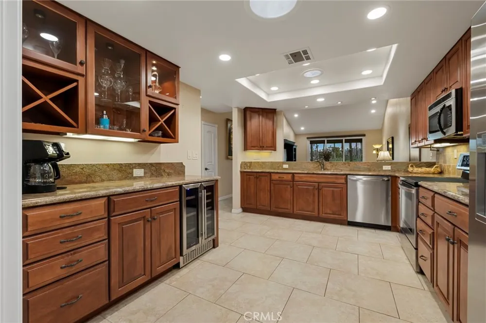 76037 Impatiens Palm Desert, CA 92211