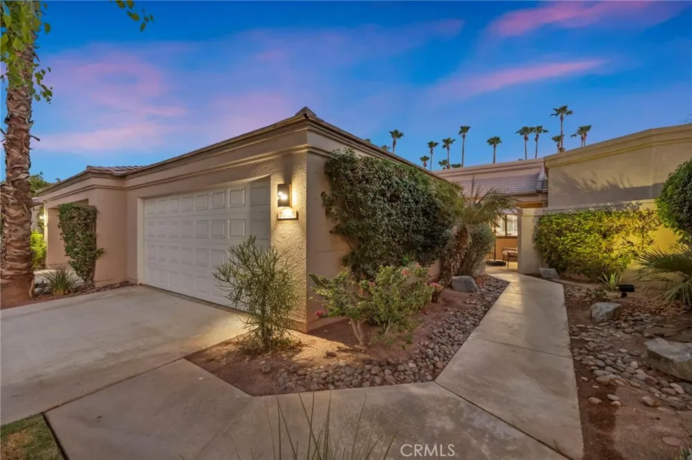 76037 Impatiens Palm Desert, CA 92211