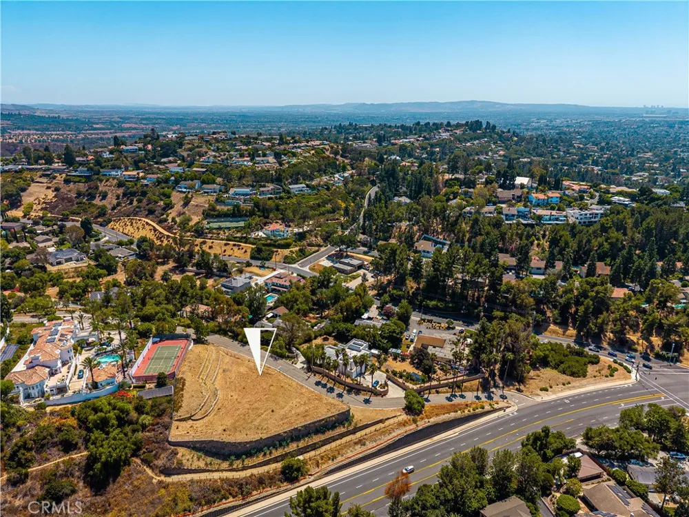 10583 Brier Lane North Tustin, CA 92705