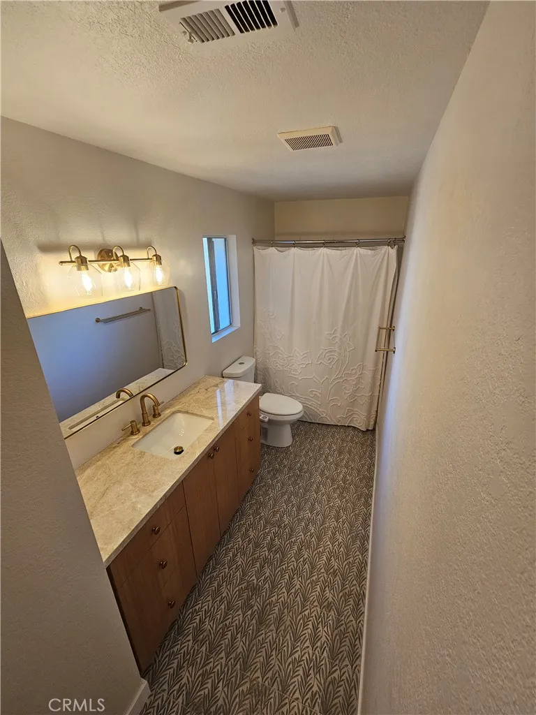 1733 Hillcrest Lane Fallbrook, CA 92028