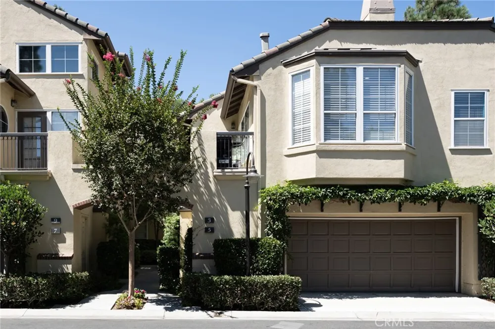 5 Auvergne Newport Coast, CA 92657