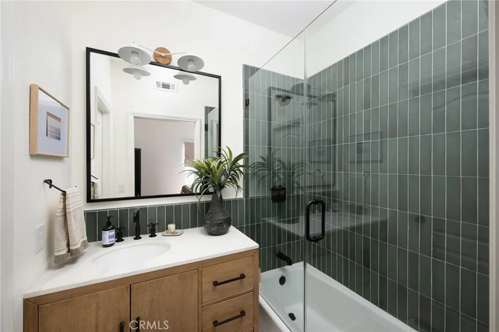 5 Auvergne Newport Coast, CA 92657