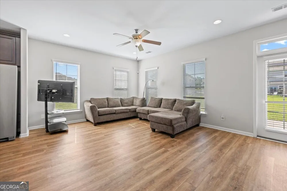 8 Chimney CT Savannah, GA 31407