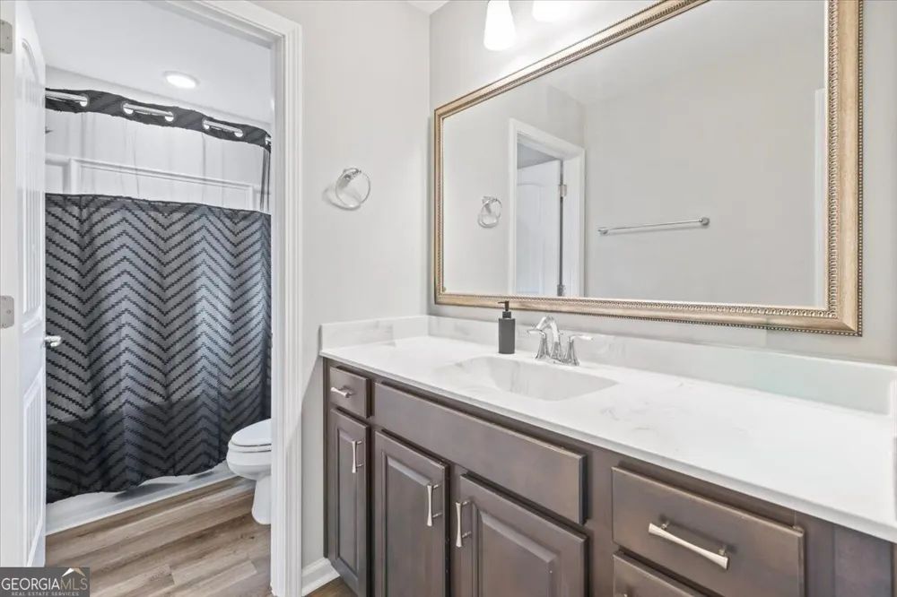 8 Chimney CT Savannah, GA 31407