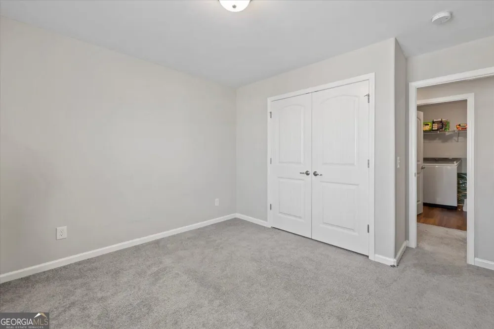 8 Chimney CT Savannah, GA 31407