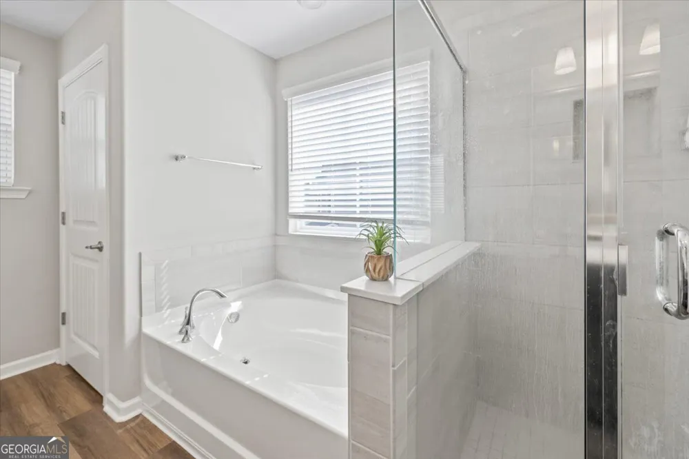 8 Chimney CT Savannah, GA 31407