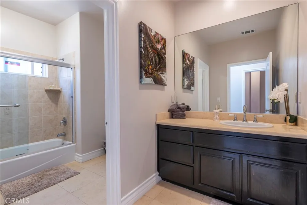 12102 S La Cienega Hawthorne, CA 90250