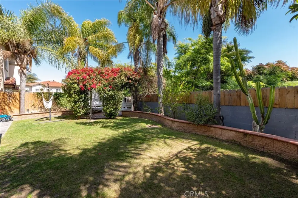12102 S La Cienega Hawthorne, CA 90250