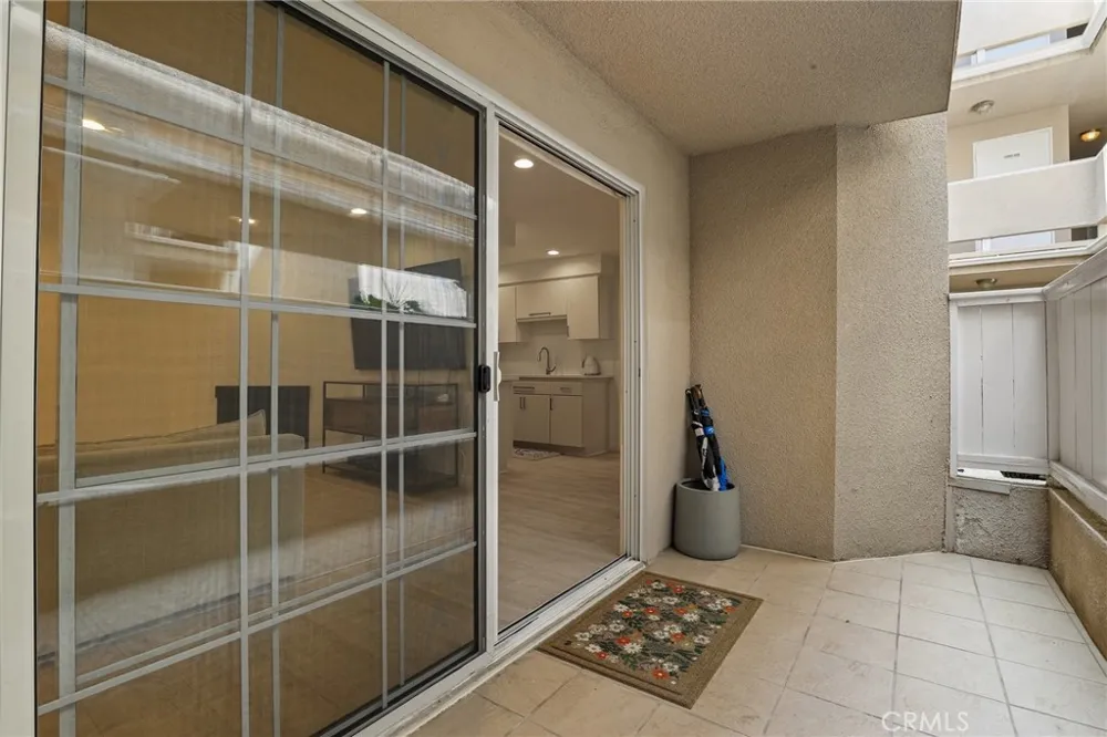 1228 14th Street #103 Santa Monica, CA 90404
