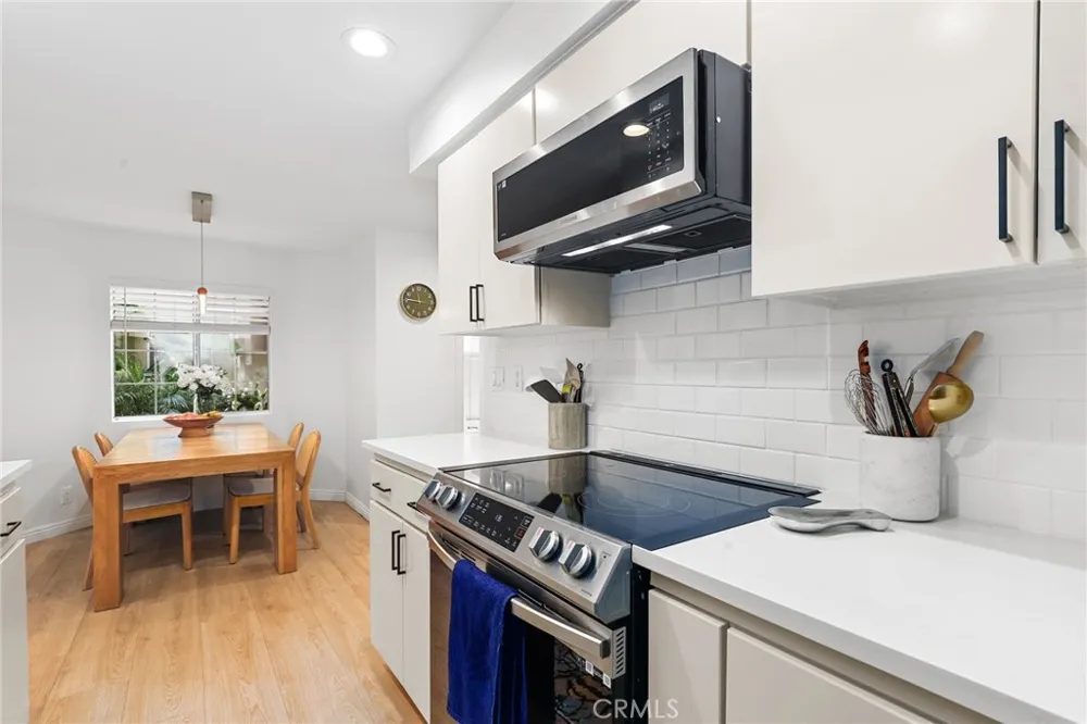 1228 14th Street #103 Santa Monica, CA 90404