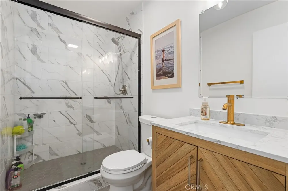 1228 14th Street #103 Santa Monica, CA 90404