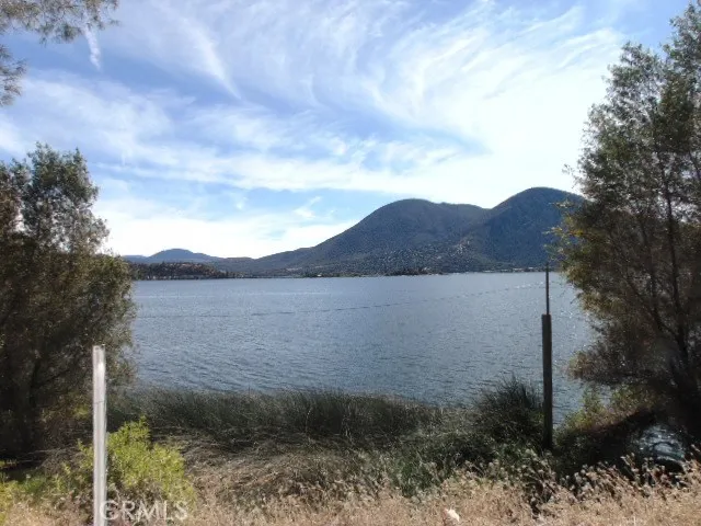 9440 E Highway 20 Glenhaven, CA 95443