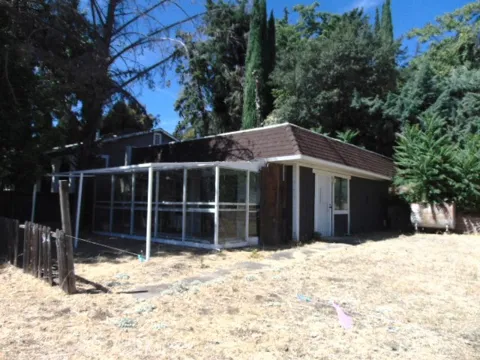 9440 E Highway 20