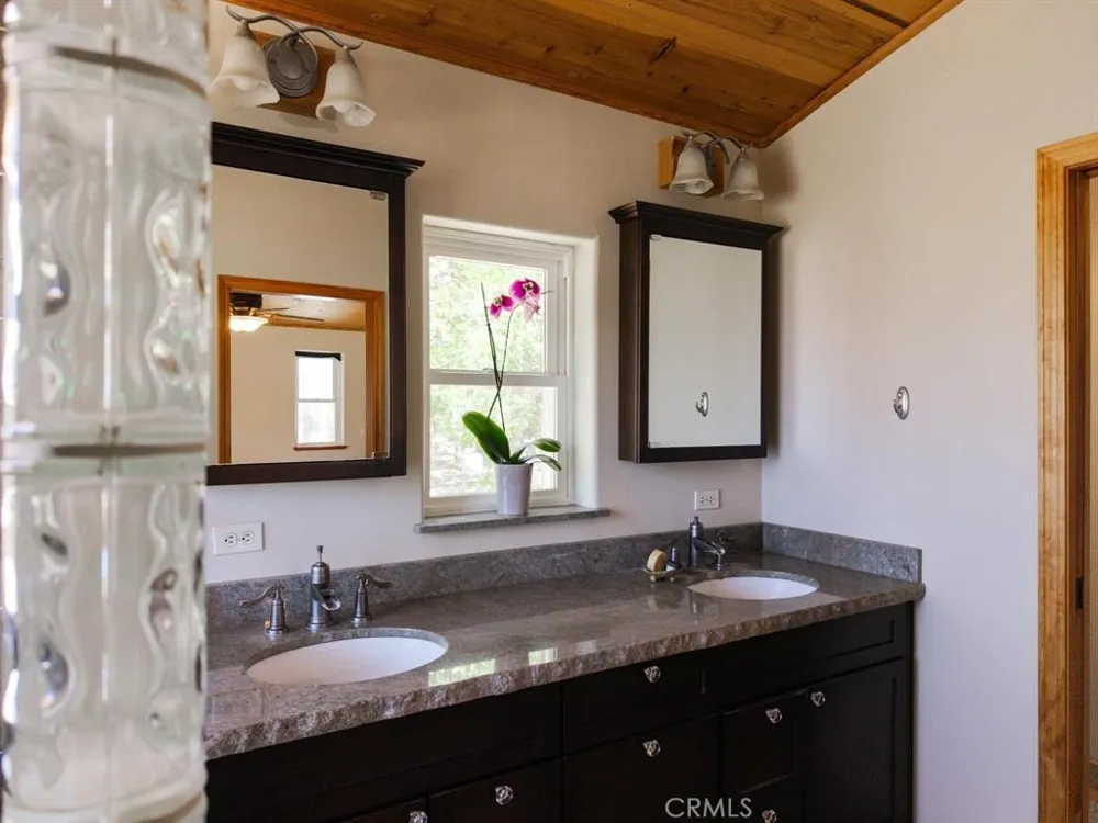 3540 Hilt Hungry Hornbrook, CA 96044