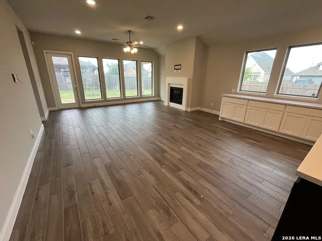 1900 Highland Seguin, TX 78155