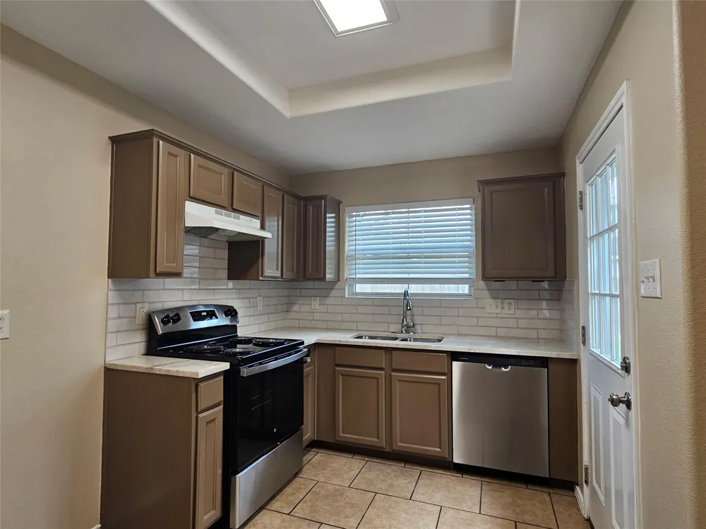 500 Birch Cluster Court Conroe, TX 77301