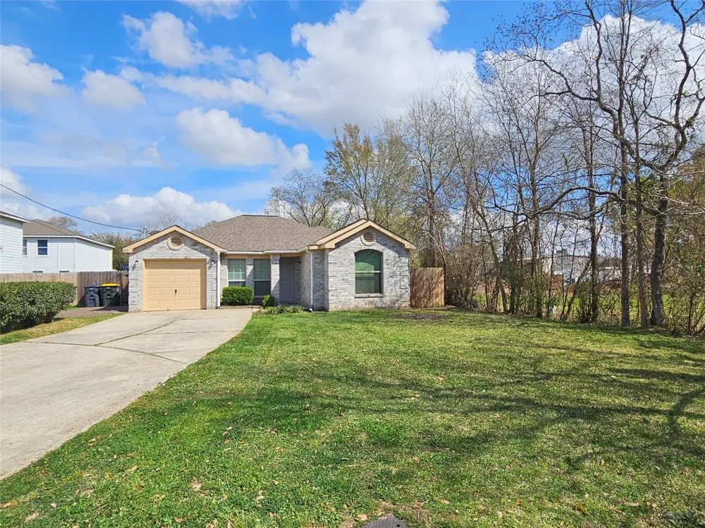 500 Birch Cluster Court Conroe, TX 77301