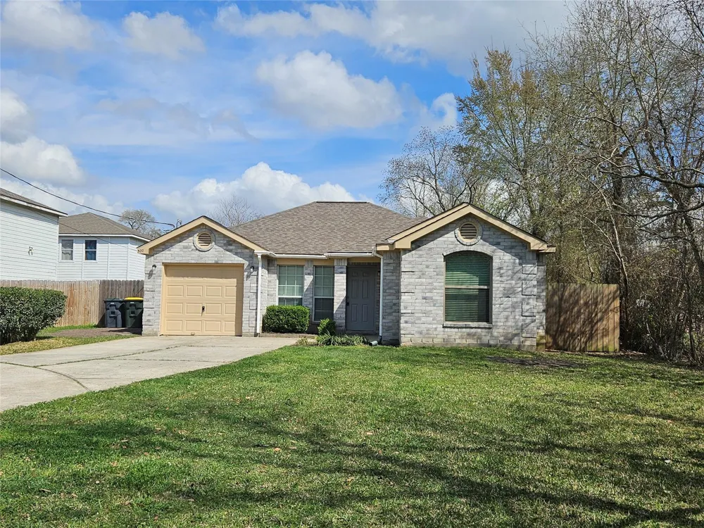500 Birch Cluster Court Conroe, TX 77301