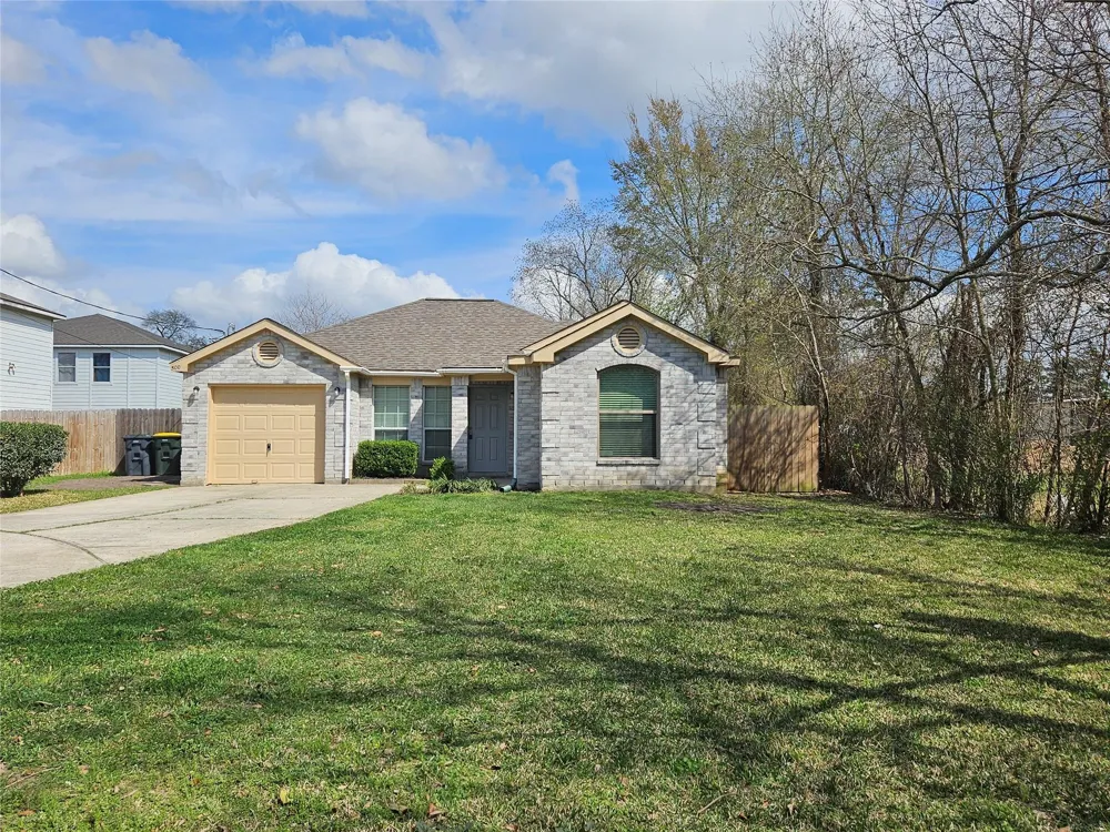 500 Birch Cluster Court Conroe, TX 77301