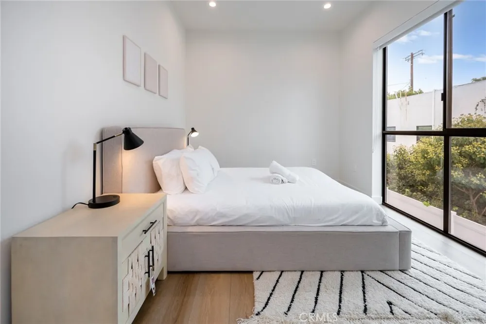 109 Westlake Avenue #3 Los Angeles, CA 90026