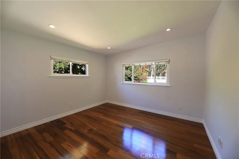 5754 Wish Avenue Encino, CA 91316