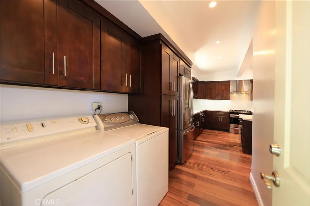 5754 Wish Avenue Encino, CA 91316
