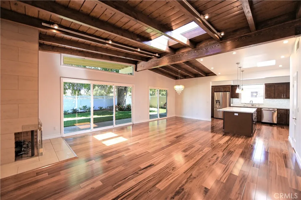 5754 Wish Avenue Encino, CA 91316