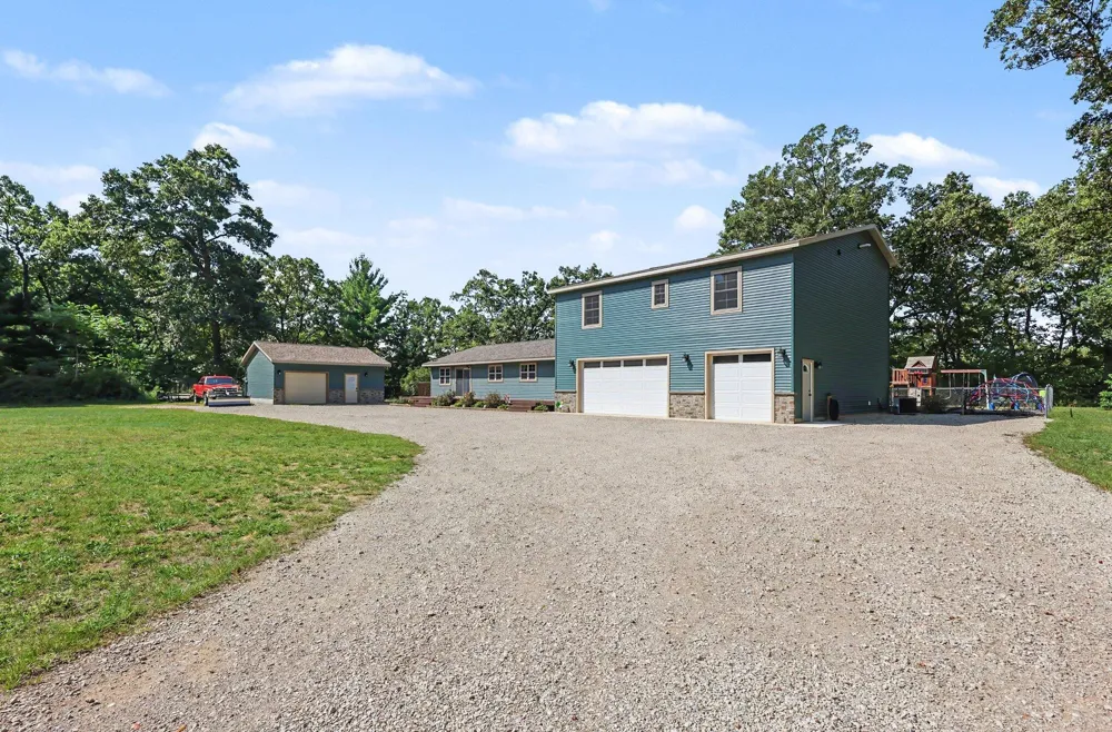 685 Brooks Road Muskegon, MI 49442