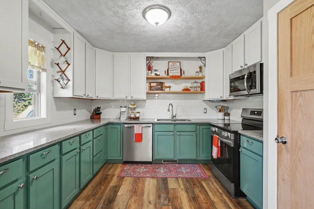 685 Brooks Road Muskegon, MI 49442
