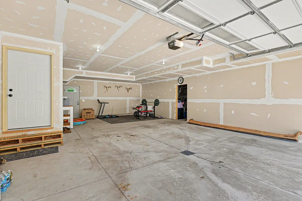 685 Brooks Road Muskegon, MI 49442