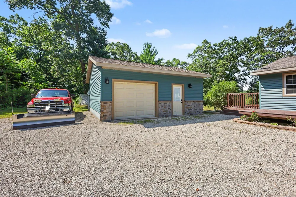 685 Brooks Road Muskegon, MI 49442