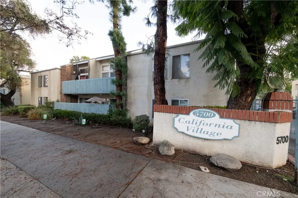 5700 Etiwanda Avenue #149 Tarzana, CA 91356