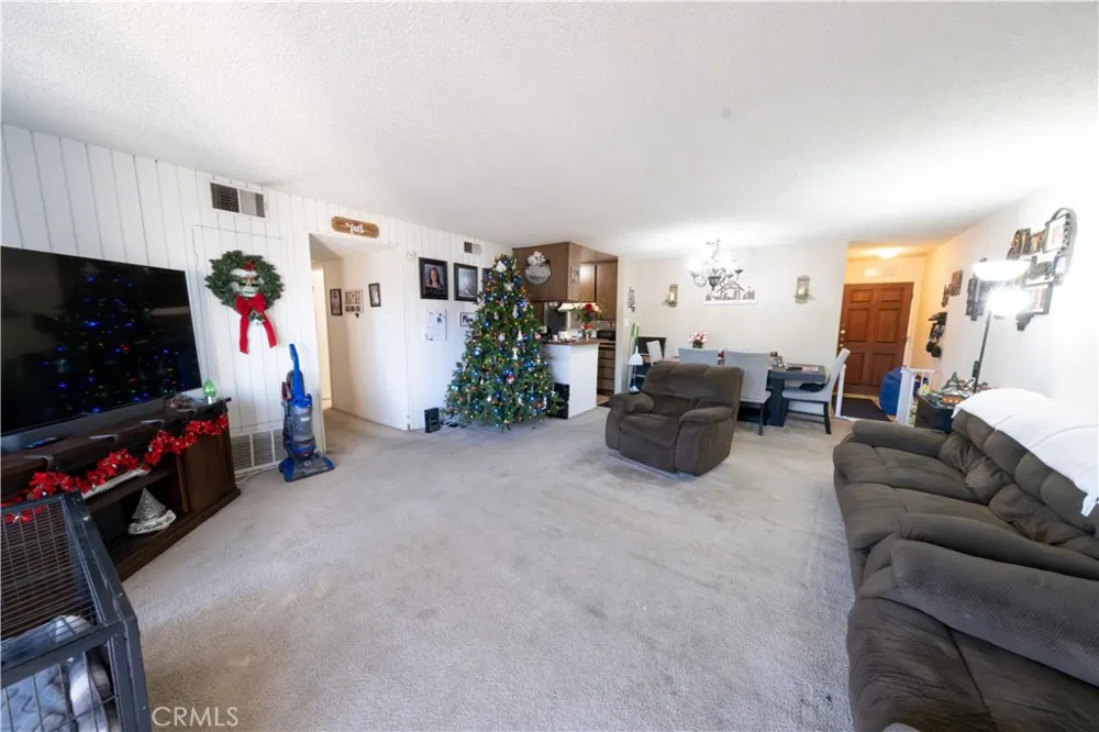 5700 Etiwanda Avenue #149 Tarzana, CA 91356