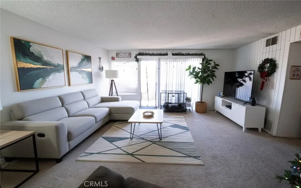 5700 Etiwanda Avenue #149 Tarzana, CA 91356