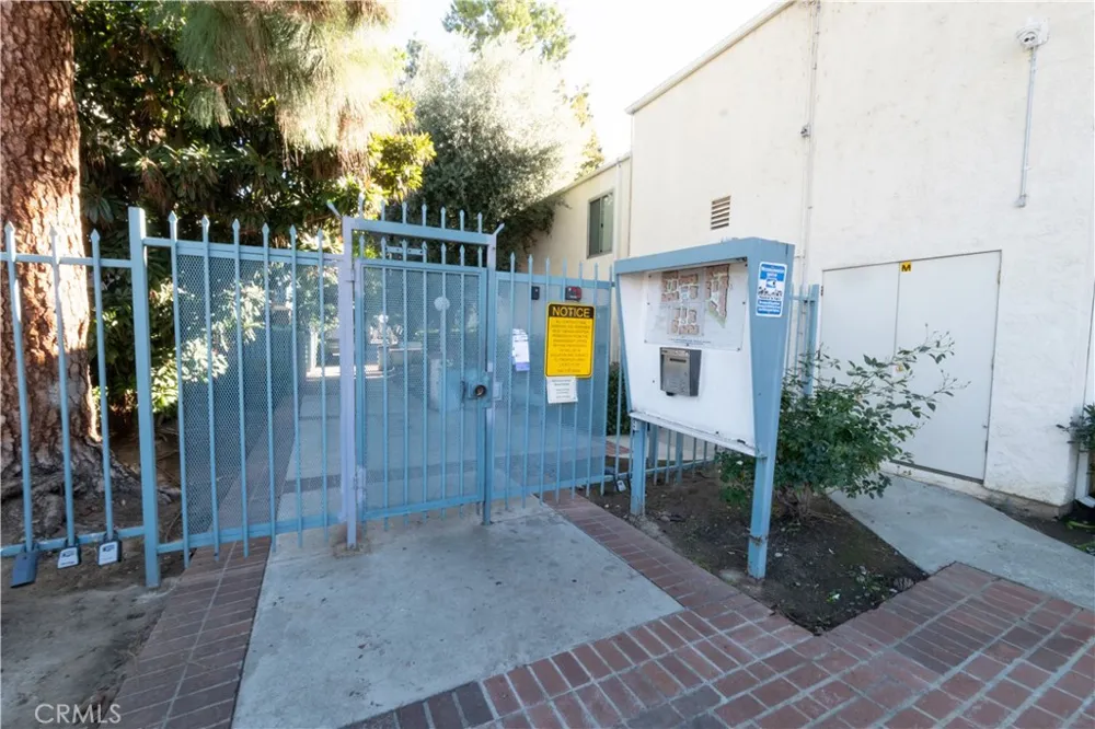 5700 Etiwanda Avenue #149 Tarzana, CA 91356