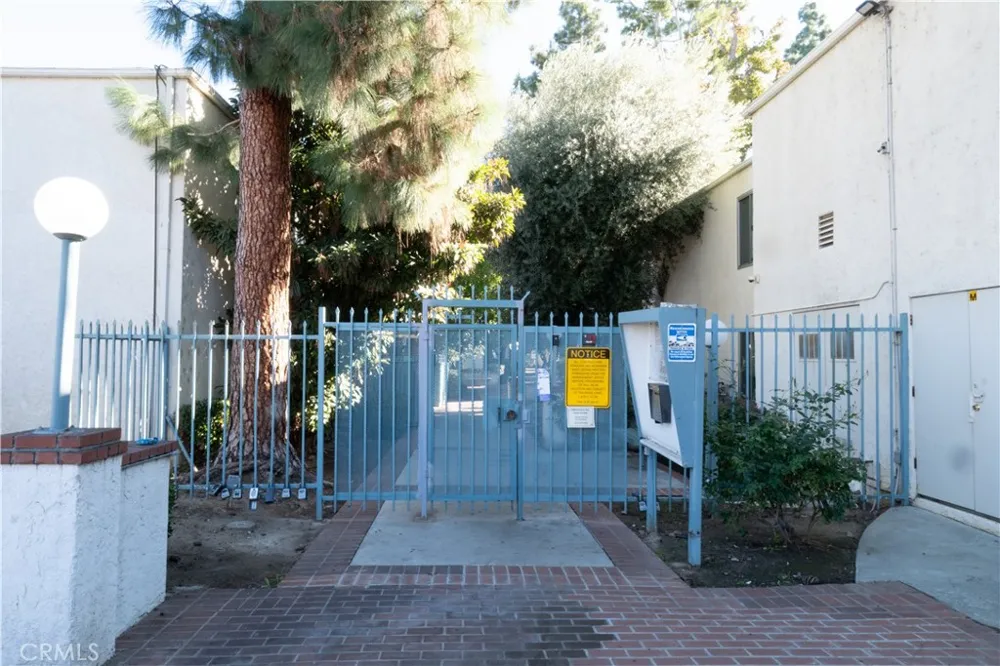 5700 Etiwanda Avenue #149 Tarzana, CA 91356
