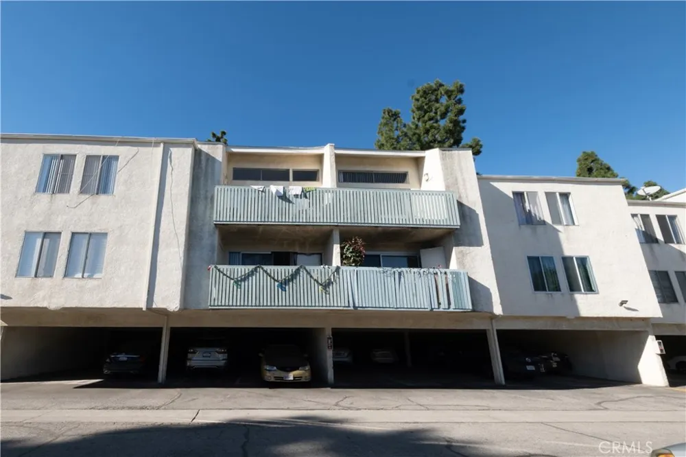 5700 Etiwanda Avenue #149 Tarzana, CA 91356
