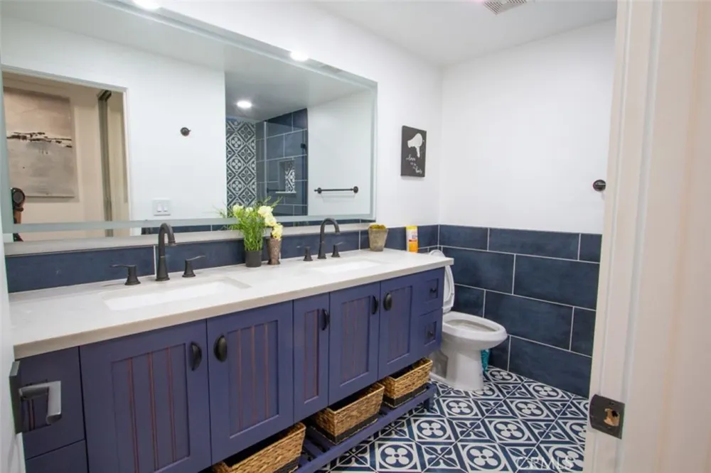 11525 Moorpark Street Studio City, CA 91602