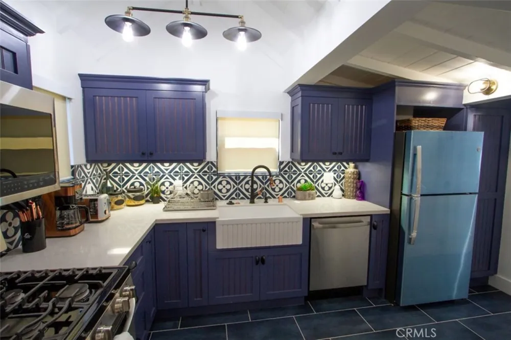11525 Moorpark Street Studio City, CA 91602
